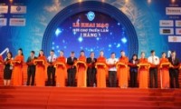 Khai mạc hội chợ triển lãm “Tôn vinh hàng Việt” lần V
